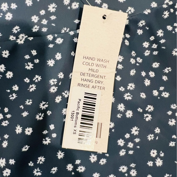 NWT GEODE Swim bottoms - Picture 5 of 5